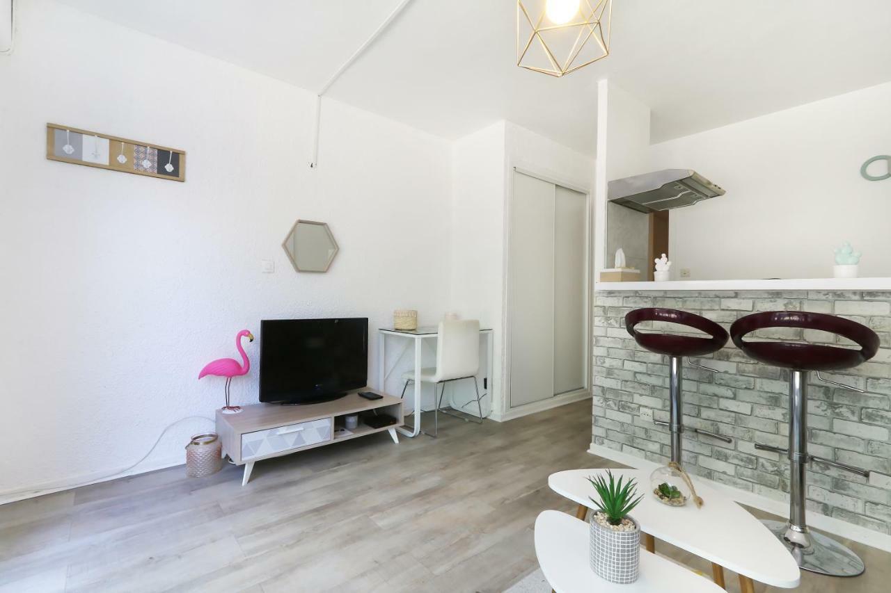 L Escapade, Wifi, Parking, Netflix, Appart 2Pers Apartment Montpellier Exterior foto
